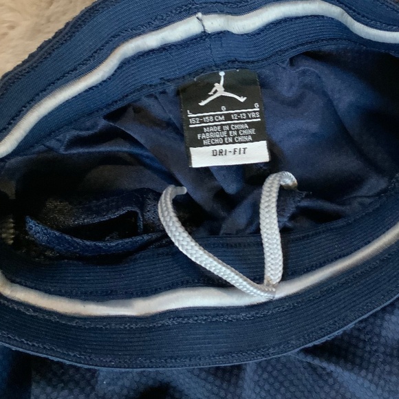 Nike L Blue Jordan Basketball Shorts Boys - Picture 3 of 7